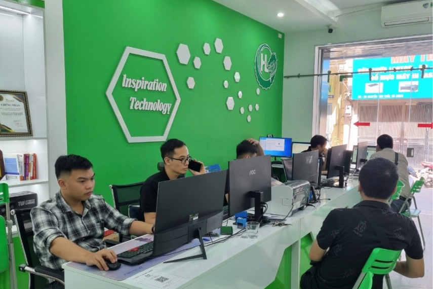 mua-ban-phim-cac-thuong-hieu-chinh-hang-gia-tot-tai-hoang-long-computer