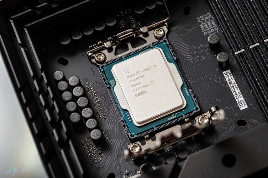 cpu intel core i7 14700k tray nâng cấp hệ thống linh hoạt