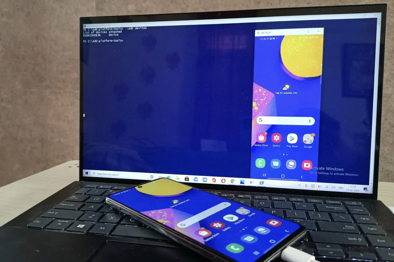 Phần mềm Scrcpy chiếu màn hình điện thoại lên máy tính