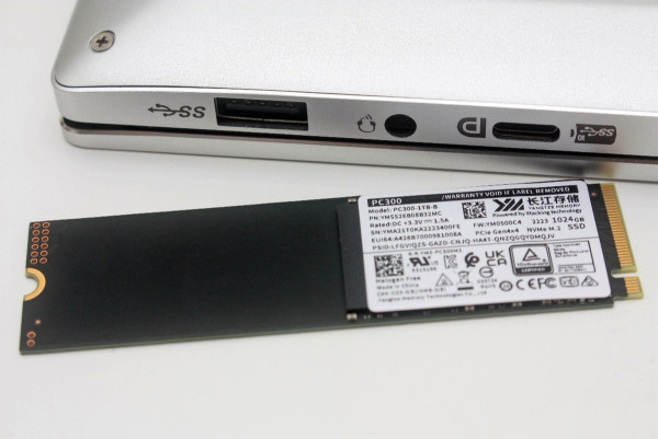 SSD NVME YMTC PC300 256GB GEN4 (ĐỌC/GHI 3700MB/s -2000MB/s) PCI 4.0 M.2 2280 NEW TRAY