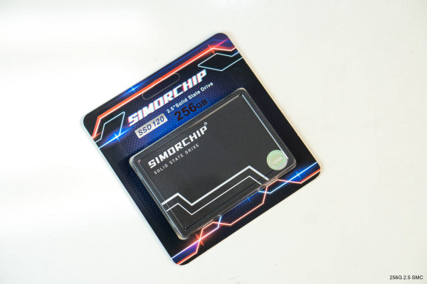 SSD SIMORCHIP 256GB (ĐỌC 550MB/S GHI 500MB/S) 2.5 INCH SATA III (SMC256GSSD120)
