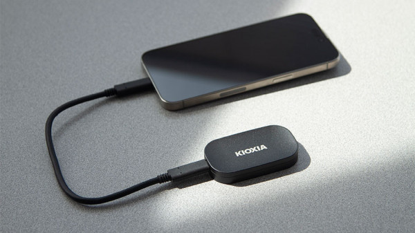Ổ CỨNG DI ĐỘNG SSD KIOXIA EXCERIA PLUS G2 PORTABLE 1TB (ĐỌC 1050MB/S GHI 1000MB/S) USB 3.2 GEN2 TYPEC (LXD20K001TG8)